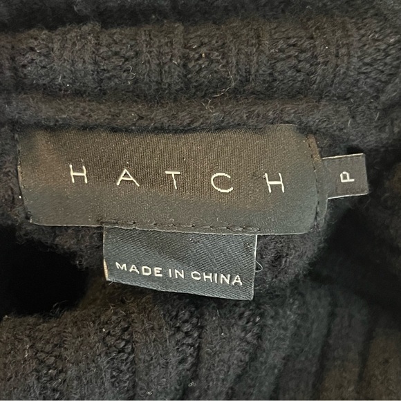 Hatch Maternity Merino Wool Waffle Turtleneck in Black size XS - Picture 4 of 5